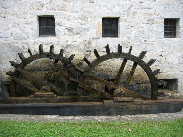 325_2586.JPG