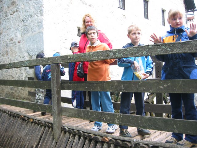 325_2587.JPG