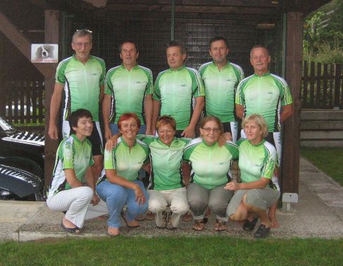 Skupinska,  v novih dresih