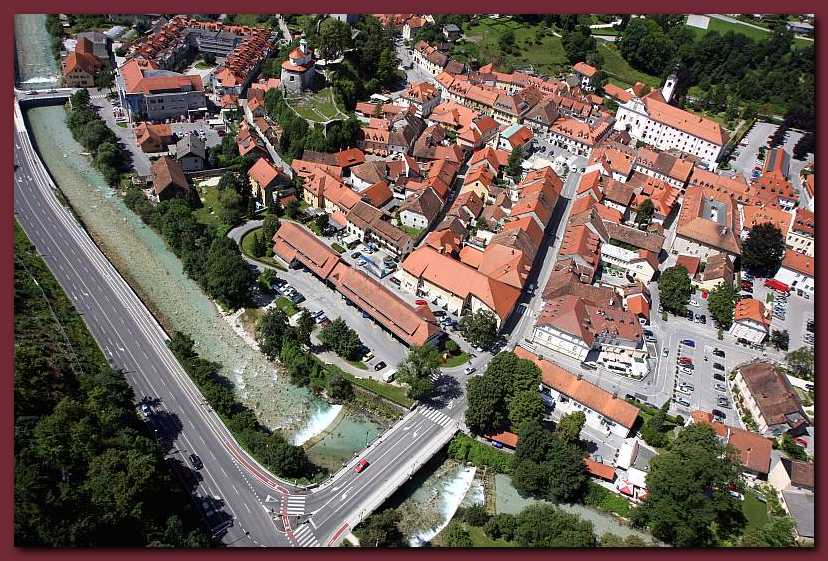 Od mostu do samostana