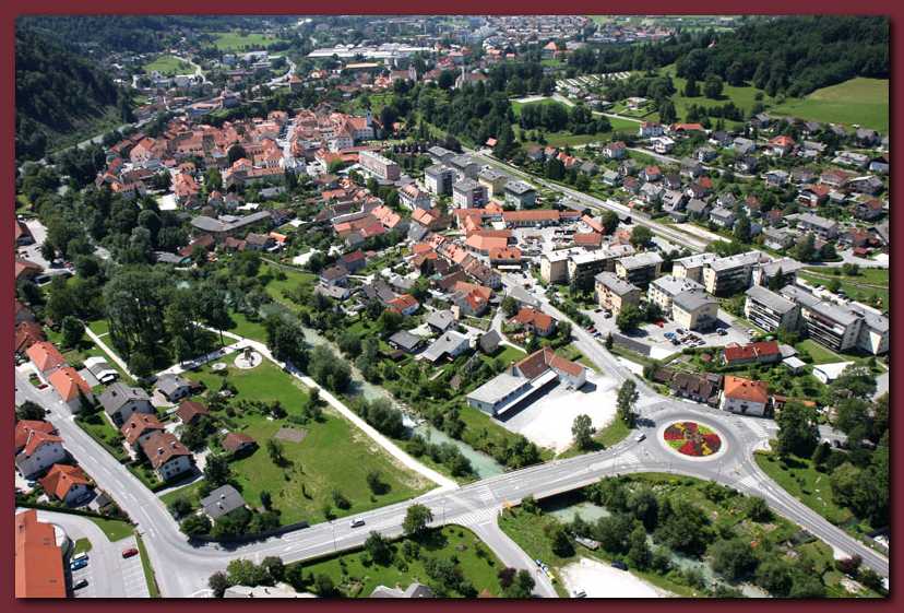 Fu�ine, kro�i��e in Graben