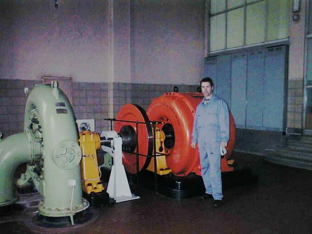 hubelj3.JPG (43952 bytes)