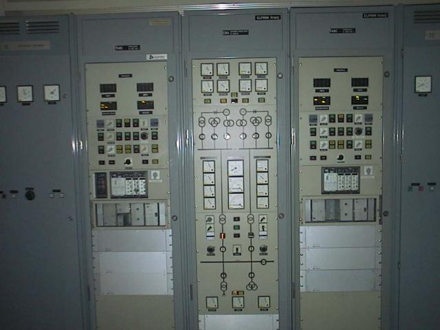 hubelj6.JPG (39239 bytes)