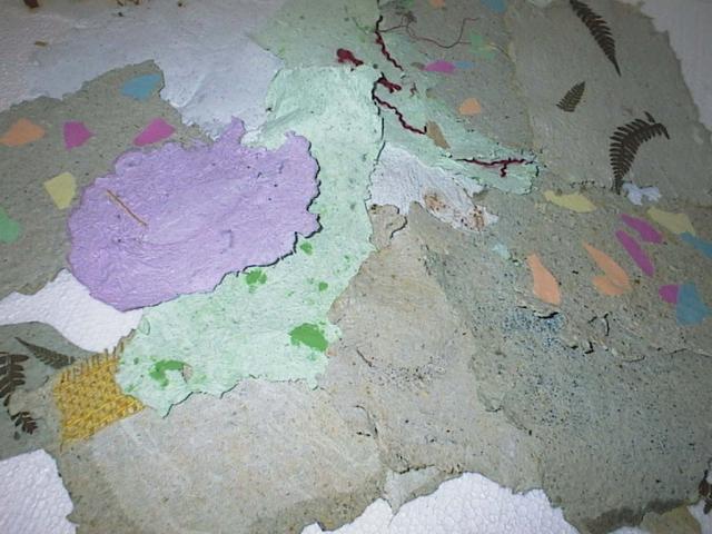 izdelek_papir2.JPG (51598 bytes)