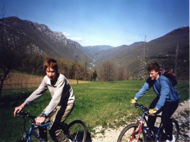 kolo9.JPG (49821 bytes)