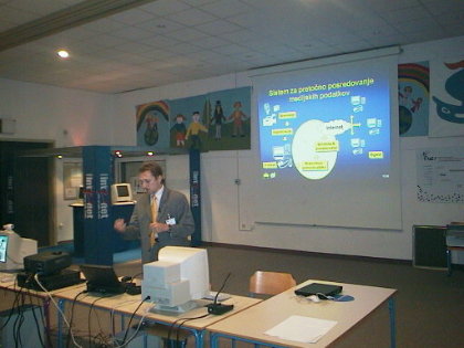 Aut_7928.jpg