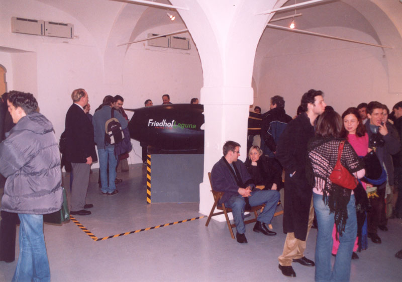 11installation_black1