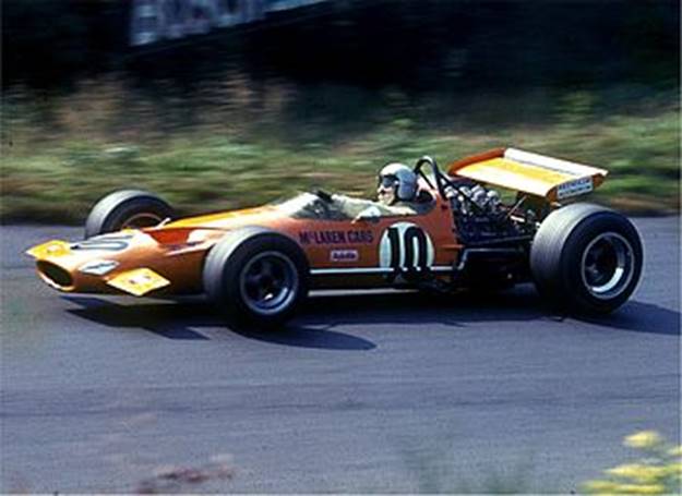 https://upload.wikimedia.org/wikipedia/commons/thumb/c/cc/McLarenBruce19690801.jpg/350px-McLarenBruce19690801.jpg