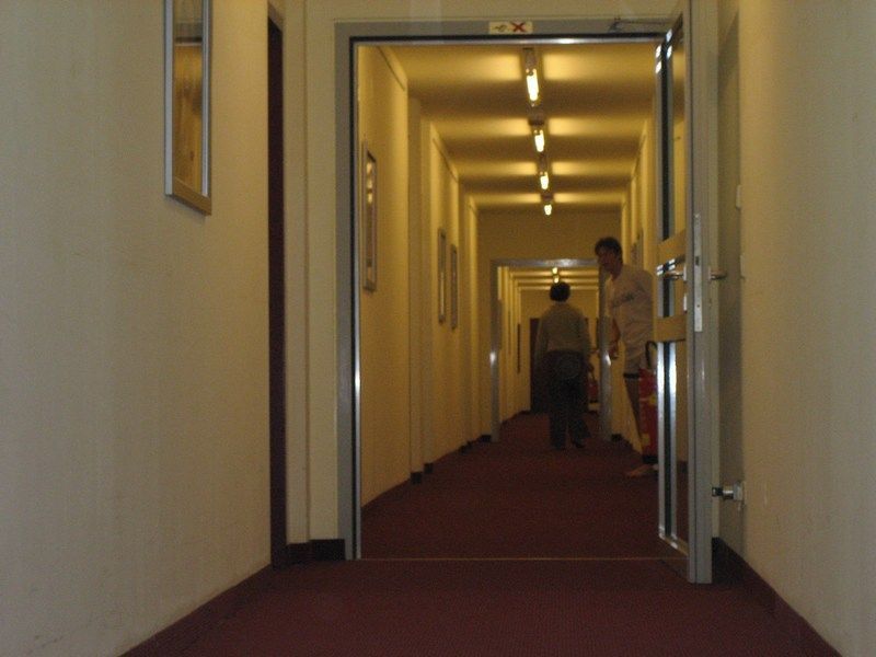 Image 1 of 12  -  52 kB