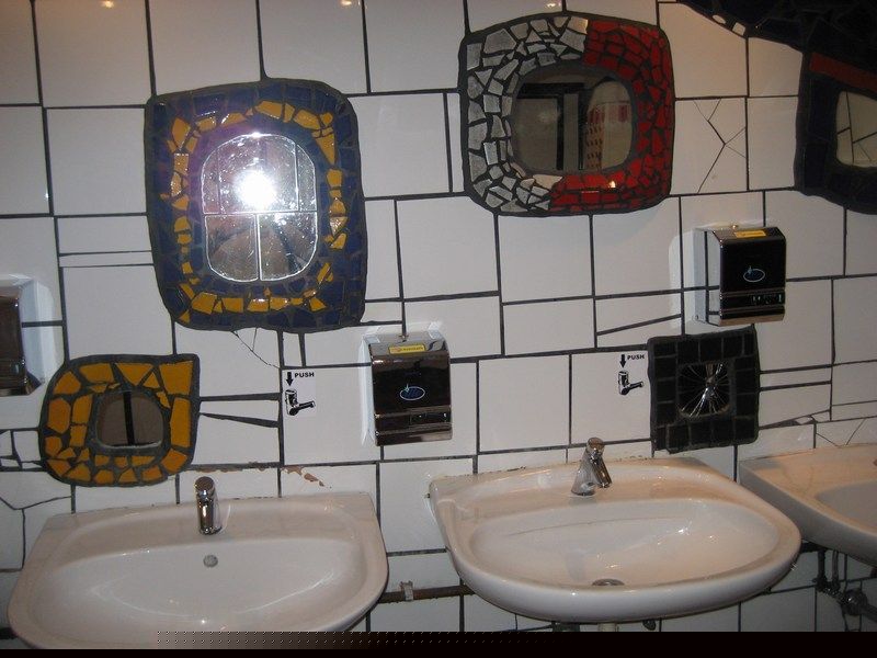 Image 3 of 12  -  74 kB