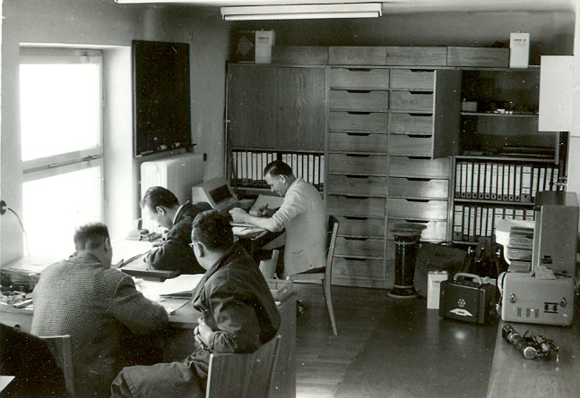 Pisarna vodstva centra za defektoskopijo