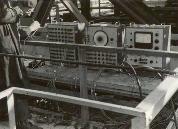 Strain-gauge aparatura - meritve napetosti v �elezarni Zenica