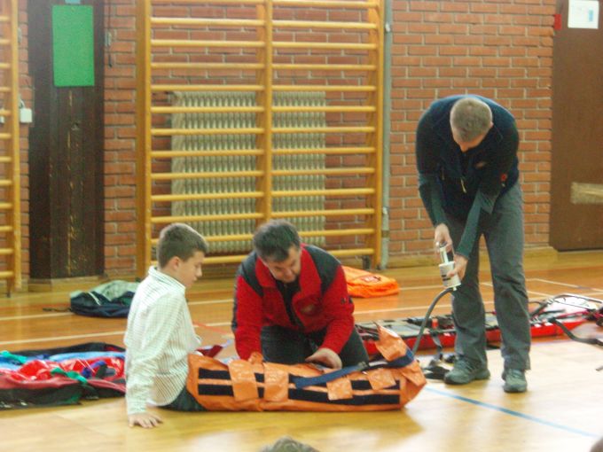 Image 4 of 16  -  77 kB