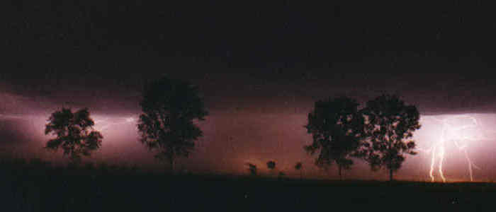 blitz1.jpg (10635 bytes)