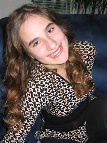 IMG_0129_r1.JPG (50956 bytes)