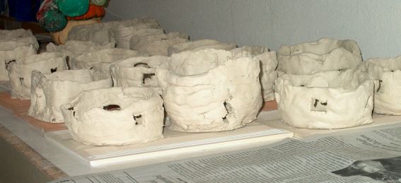 hise.jpg (25218 bytes)