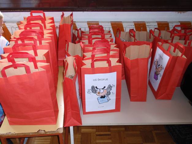 C:\Documents and Settings\Admin\Desktop\Polhov gradec,15maj2009\P5150505.JPG