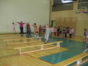 Opis: \\ZB2-XP\Dokumenti2\Kaja\�tafetne igre 1.r\100_6197.JPG