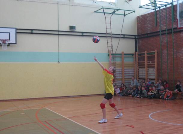 Opis: D:\Users\DELO\Pictures\2011-12-20 tekmovanje v odbojki - deklice, 19.12.11\tekmovanje v odbojki - deklice, 19.12.11 092.JPG