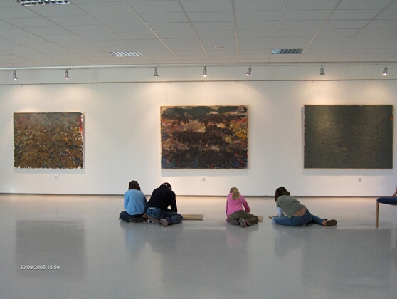 Klikni za naslednjo fotografijo