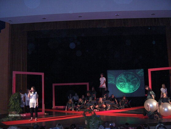 Klikni za naslednjo fotografijo