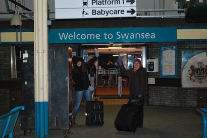 Swansea, 14 ur potovanja