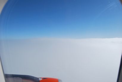 Nazaj navzdol proti tlem