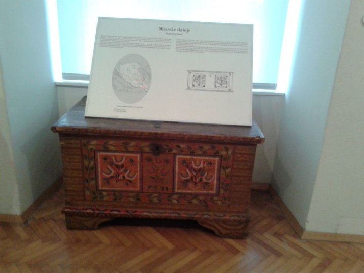 1.a razred na obisku v Pokrajinskem muzeju