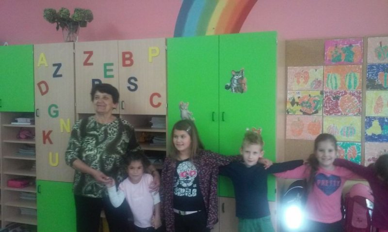 Linina in Kajina babica sta nam pripovedovali