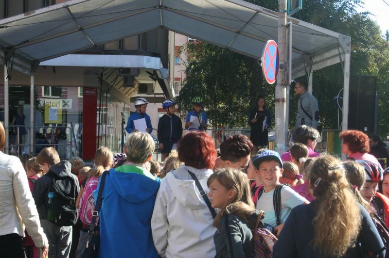 Dan brez avtomobila 2015