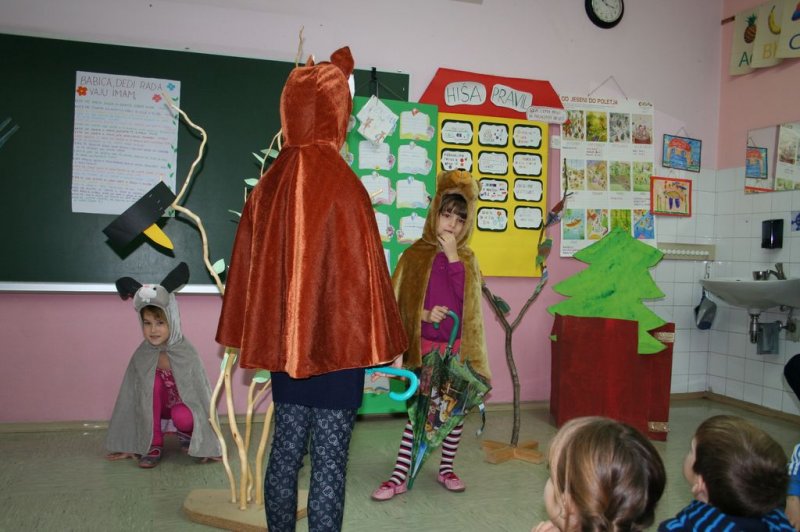 Pestro dopoldne v 1.b razredu