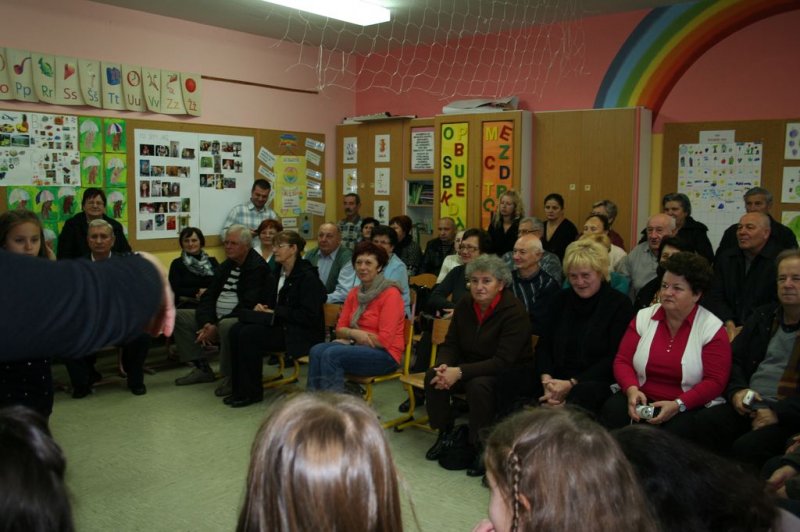 Pestro dopoldne v 1.b razredu