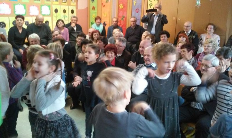 Pestro dopoldne v 1.a razredu