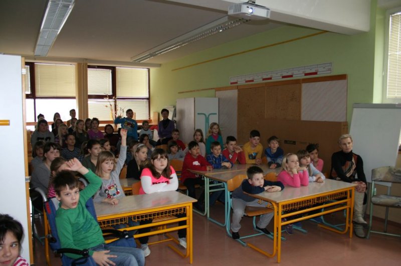 Društvo za zaščito živali Pomurja na obisku