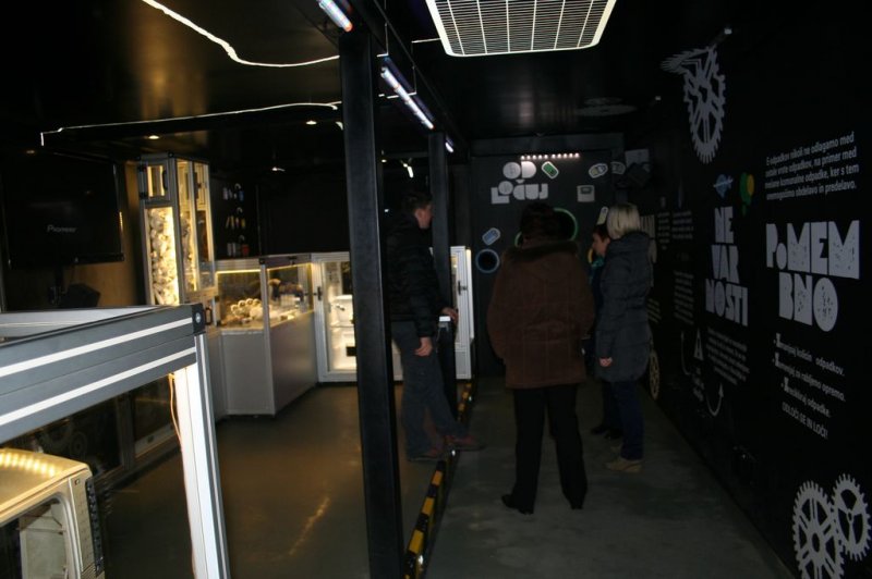 Ogled e-transformerja