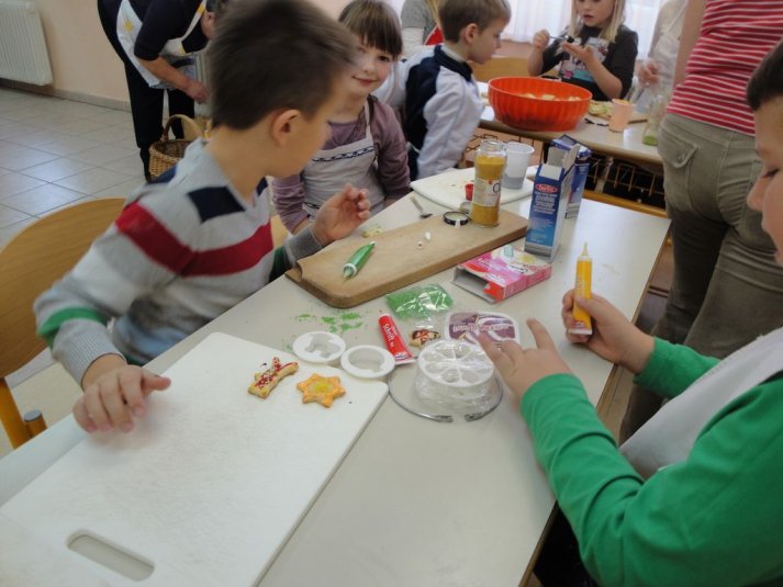 Pekli smo božične kekse