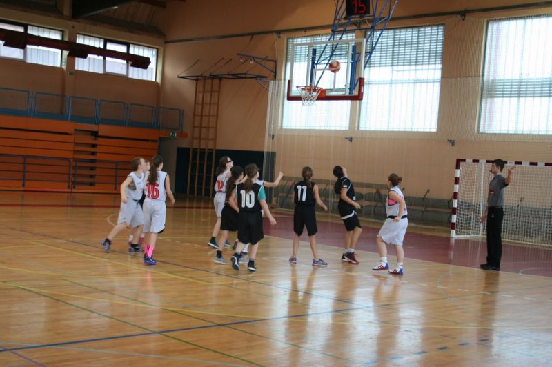 Košarkaško dopldne na naši šoli