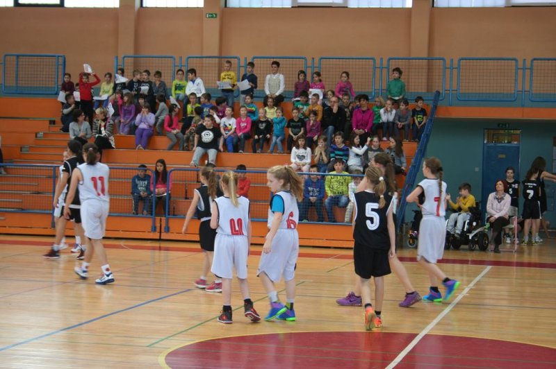 Košarkaško dopldne na naši šoli