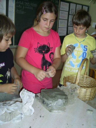 Lončarska delavnica v 4.a