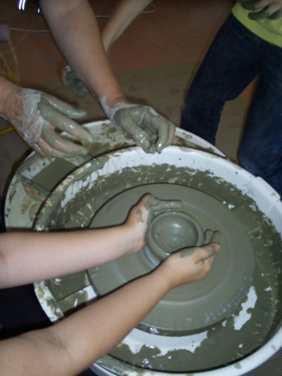 Lončarska delavnica v 4.a