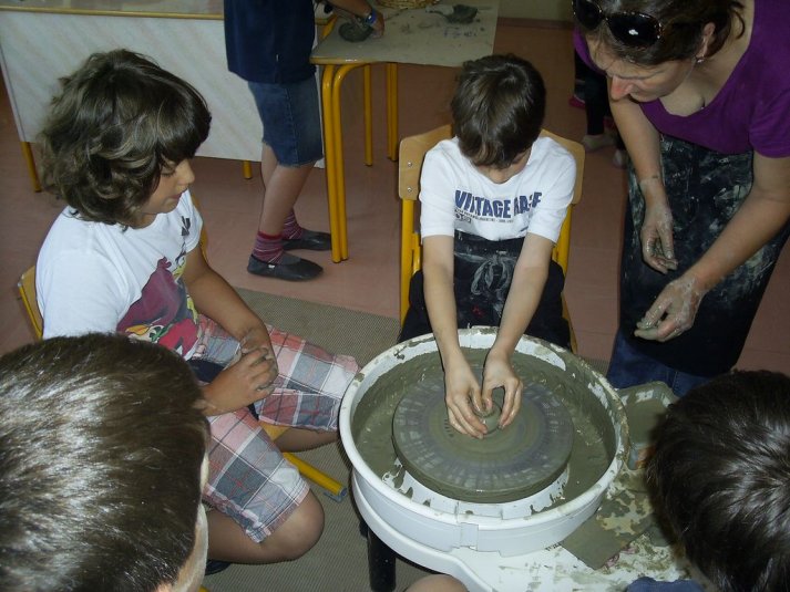 Lončarska delavnica v 4.a