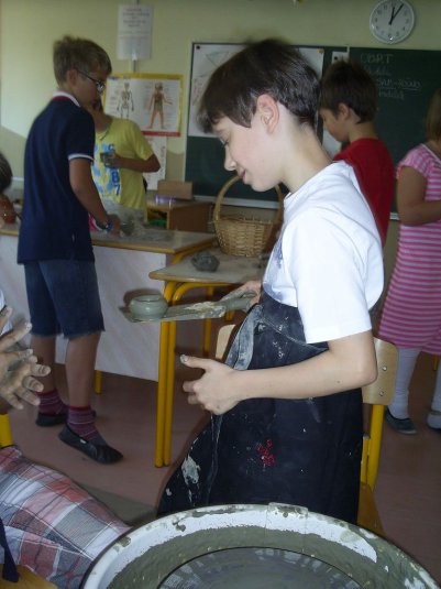 Lončarska delavnica v 4.a