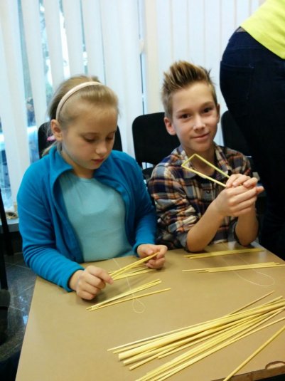 Izdelovali smo okraske iz ličja in slame