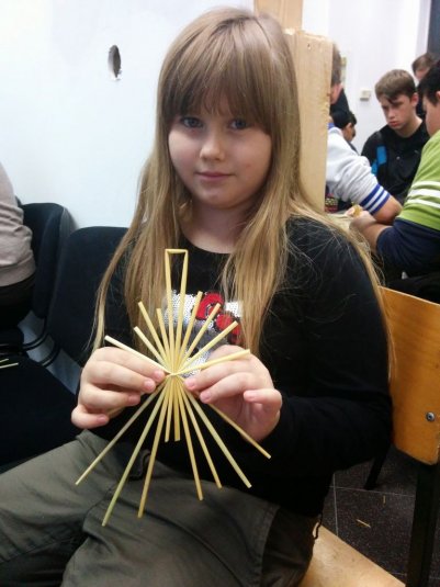 Izdelovali smo okraske iz ličja in slame