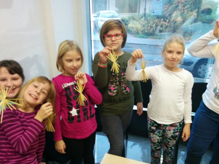 Izdelovali smo okraske iz ličja in slame