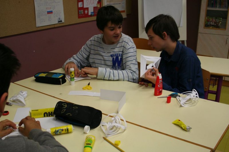 Novoletna okrasitev šole