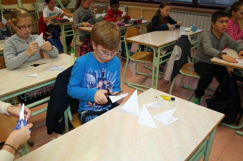 Novoletna okrasitev šole