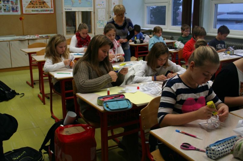 Novoletna okrasitev šole