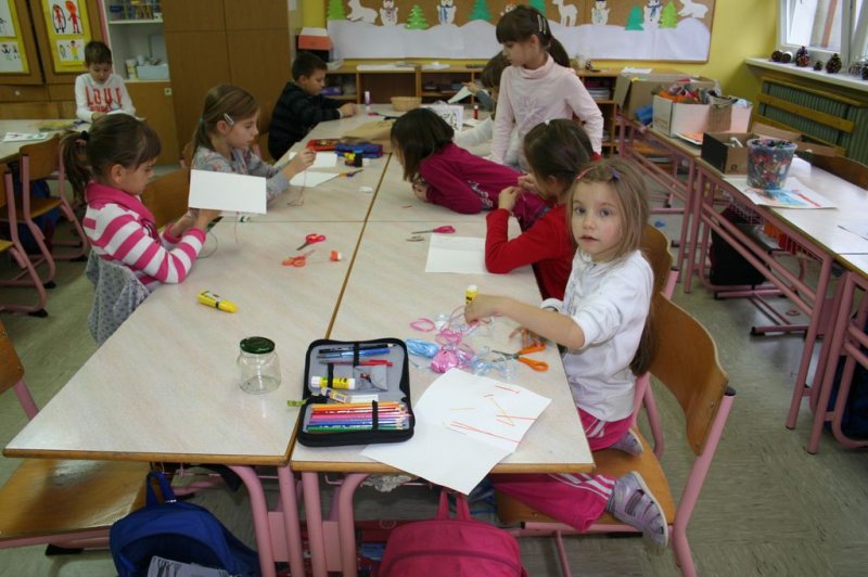 Novoletna okrasitev šole