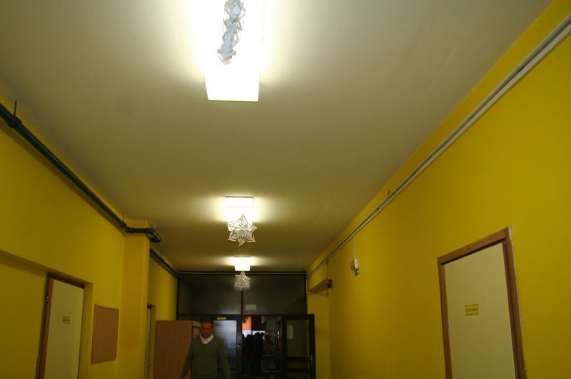 Novoletna okrasitev šole